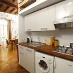 Elegante Appartamento Nel Cuore Di Torino